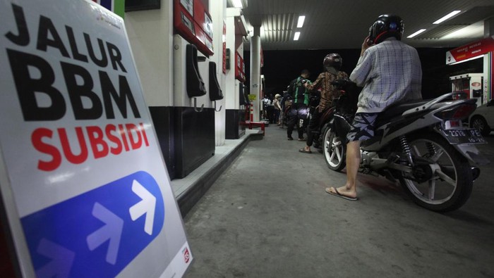 Pertamina Blokir 232 Ribu Nopol Kendaraan, Dilarang Beli BBM Bersubsidi