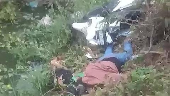 Tragis Pemotor Bonceng 4 Terjun ke Jurang 20 Meter, Semua Tewas