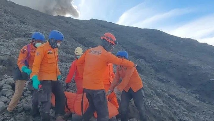 Korban Tewas Imbas Erupsi Gunung Marapi Bertambah Jadi 22 Orang