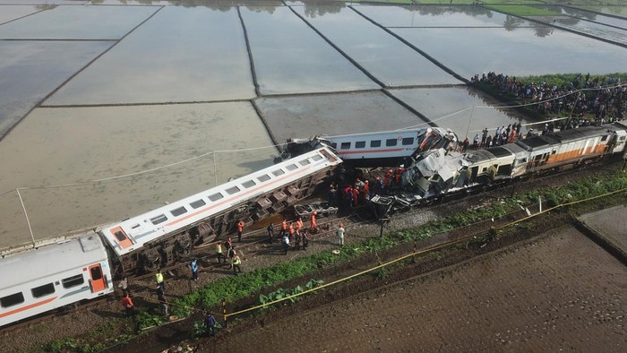 Kesaksian Dari Korban Saat Kereta Adu Banteng di Cicalengka