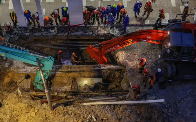 Misteri Turis Jatuh dan Tertelan Sinkhole di Kuala Lumpur